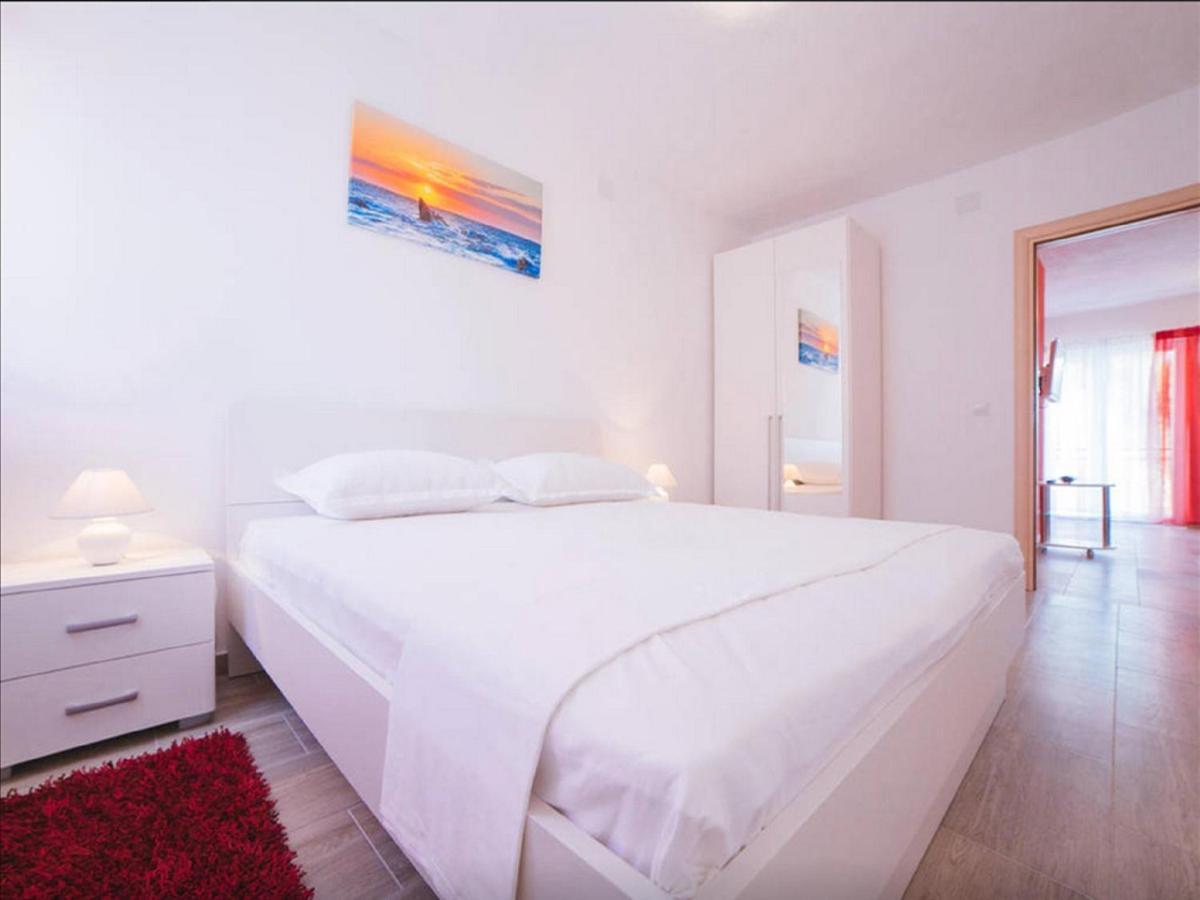 House Karlo Apartments Omiš Εξωτερικό φωτογραφία