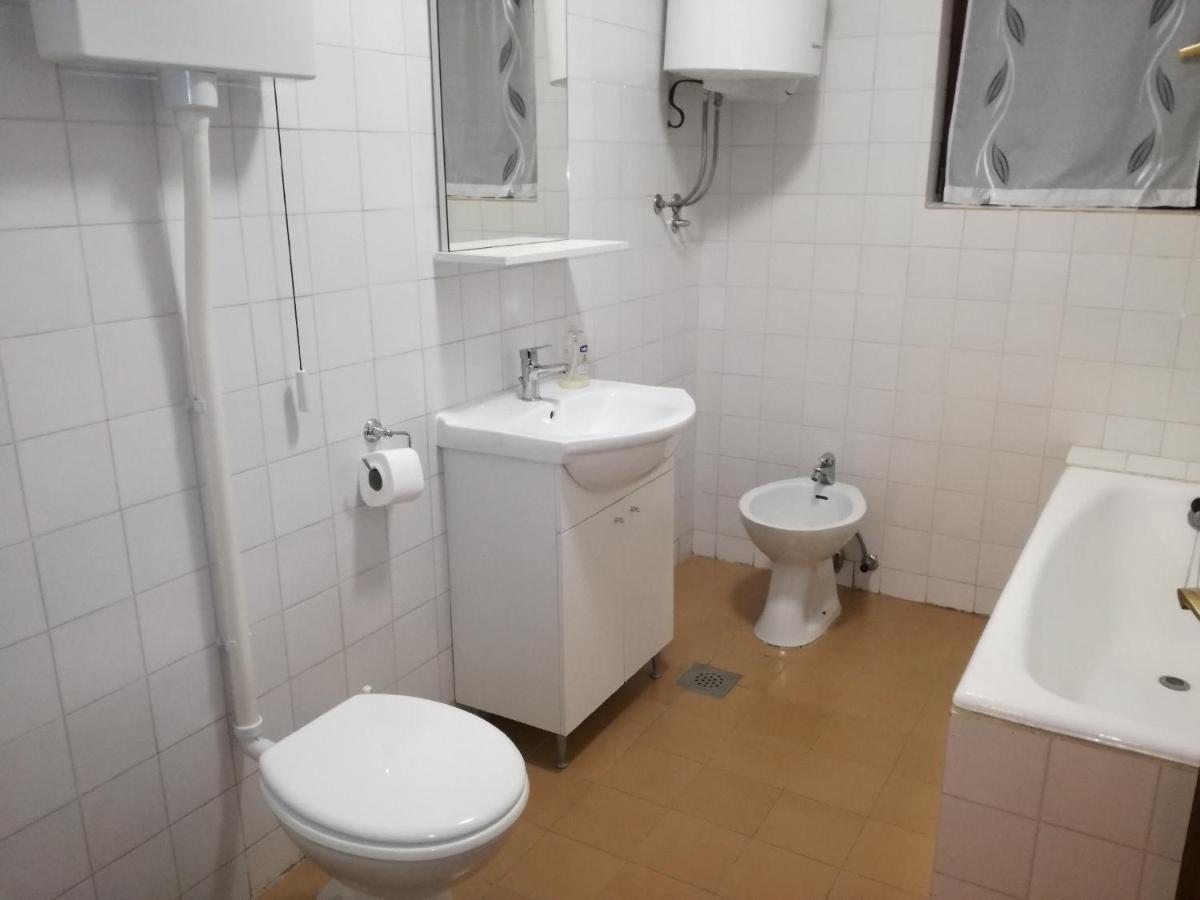 House Karlo Apartments Omiš Εξωτερικό φωτογραφία