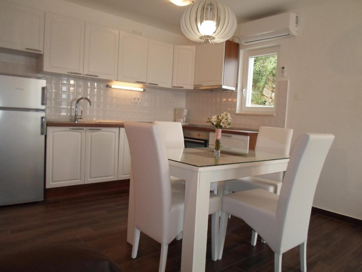 House Karlo Apartments Omiš Εξωτερικό φωτογραφία