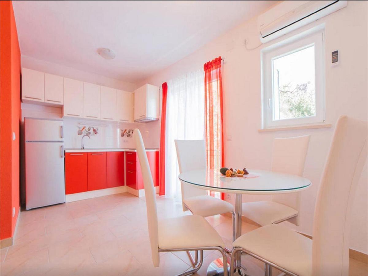 House Karlo Apartments Omiš Εξωτερικό φωτογραφία